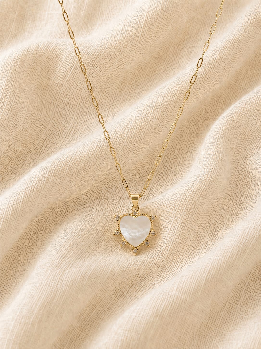 Collar Corazón Encanto