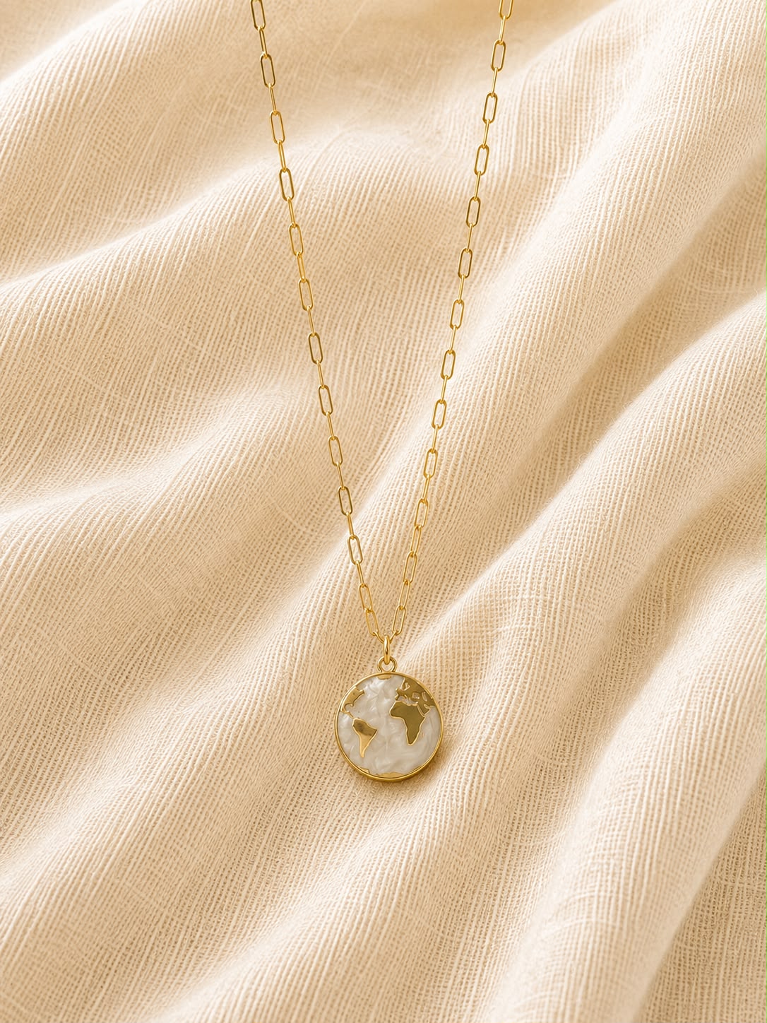 Collar Mundo